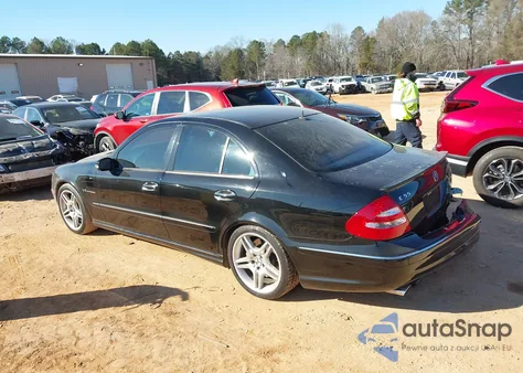 2005 Mercedes-Benz E 55 Amg z USA, uszkodzony, nr VIN WDBUF76J45A679022